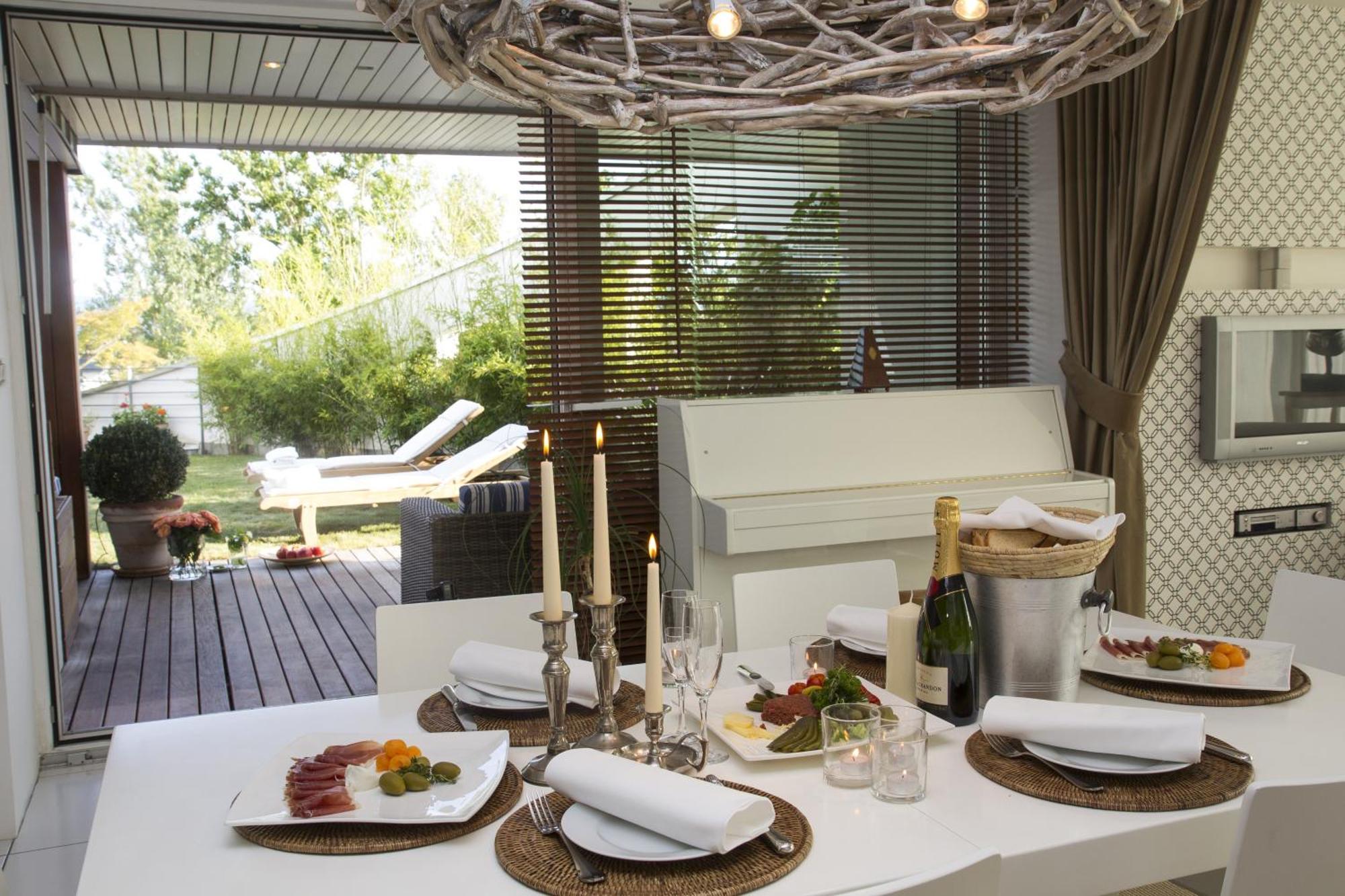 Pavi Apts Ljubljana - Private Rooftop Swimming Pool Δωμάτιο φωτογραφία