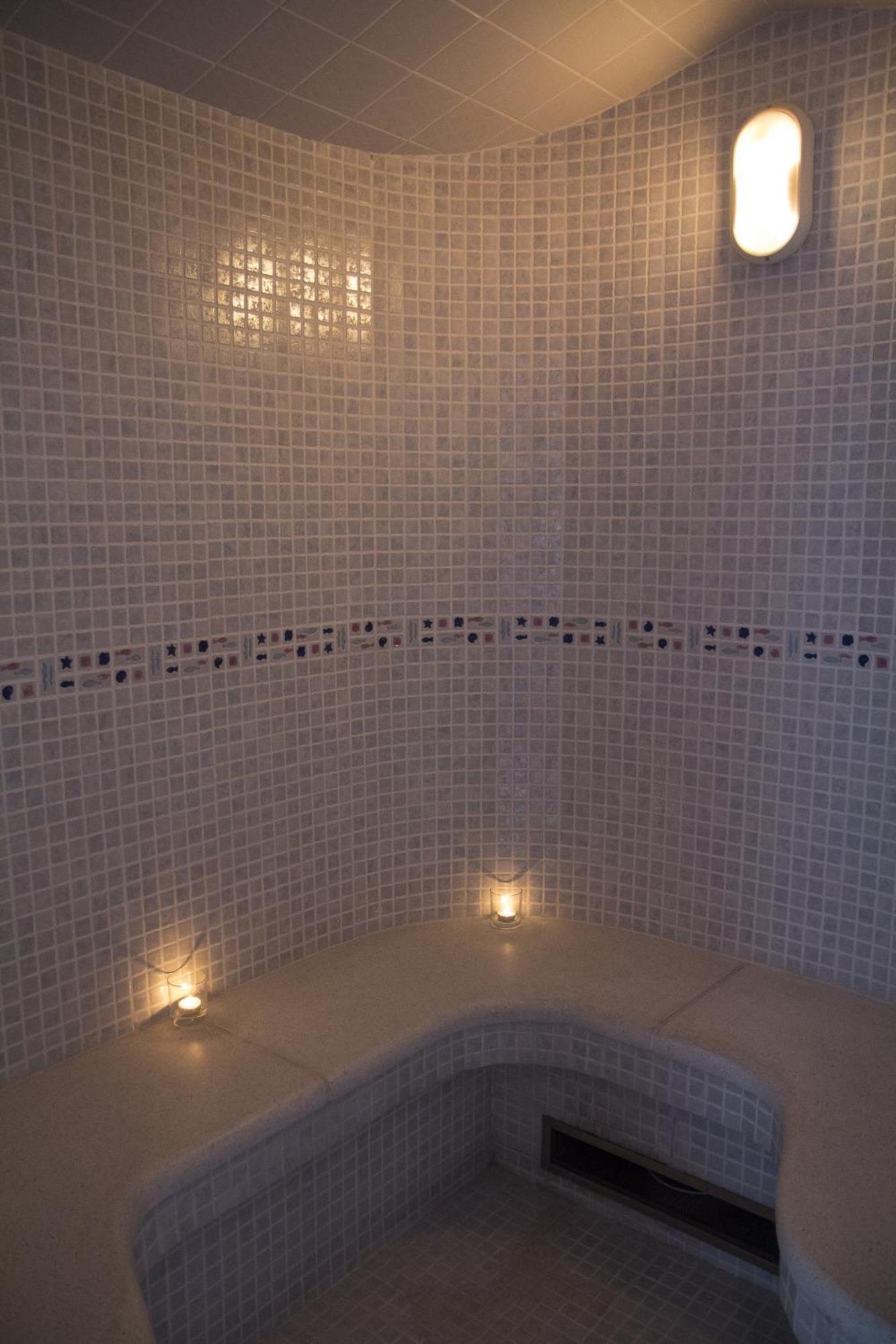 Pavi Apts Ljubljana - Private Rooftop Swimming Pool Δωμάτιο φωτογραφία